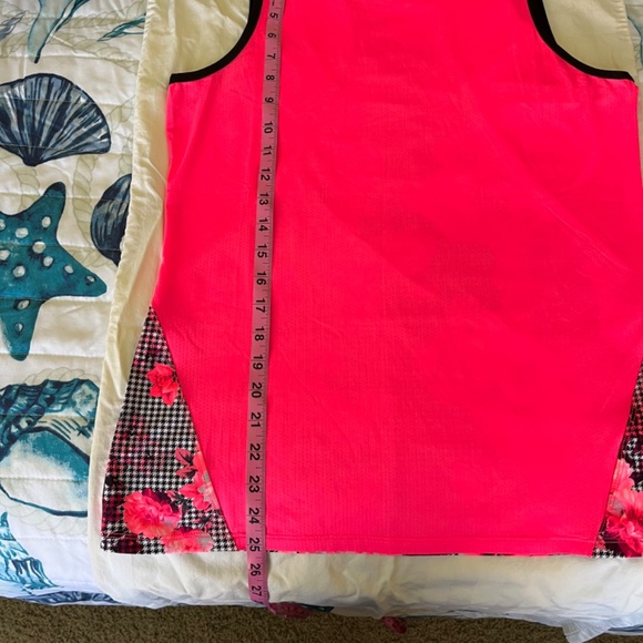 Tail Racerback Top Large - Picture 4 of 7